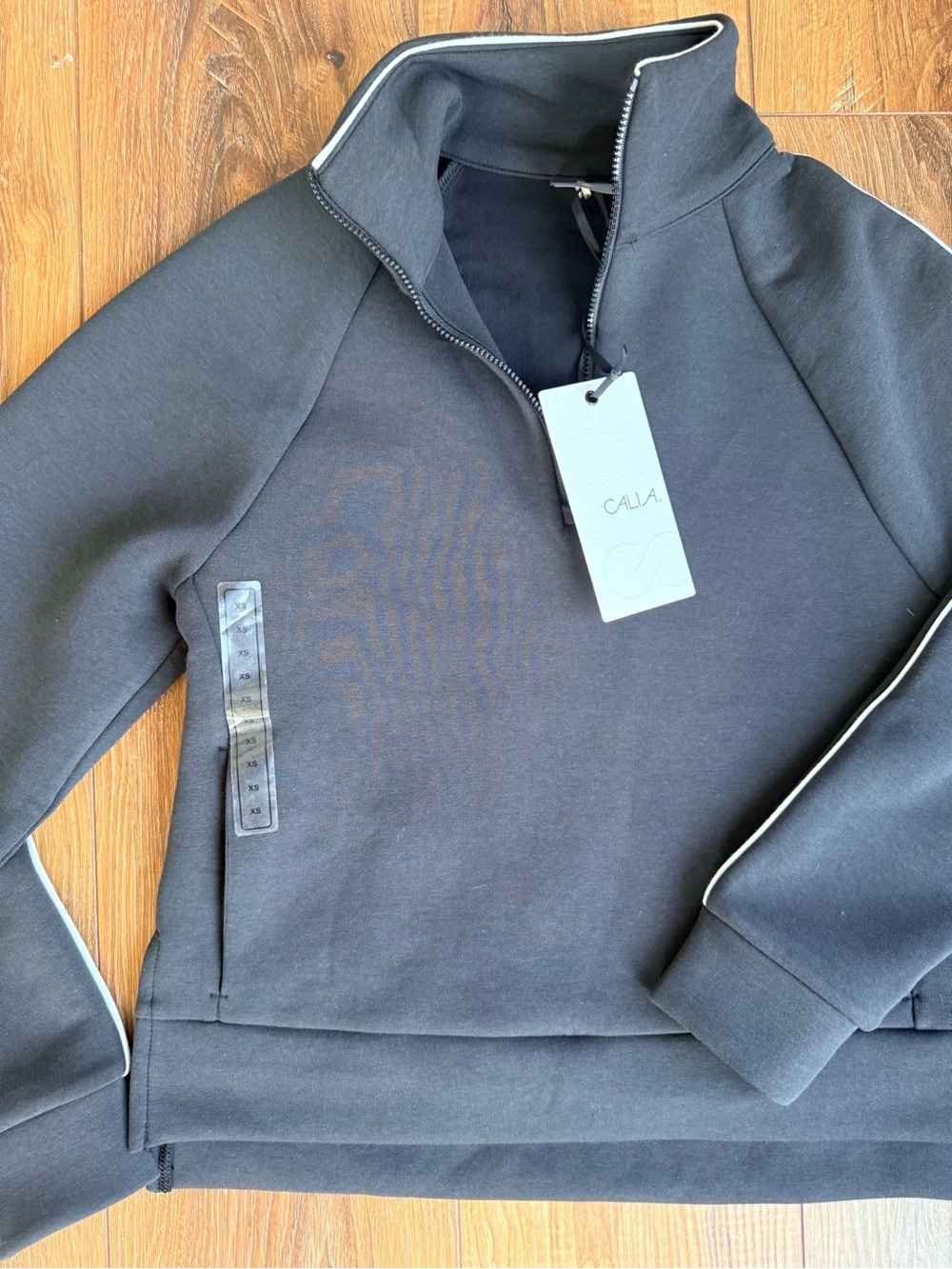 CALIA by Carrie Underwood Black Quarter-Zip Pullover with White Piping
